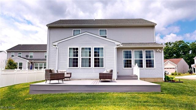 940 Longitude Lane, Amherst, OH 44001