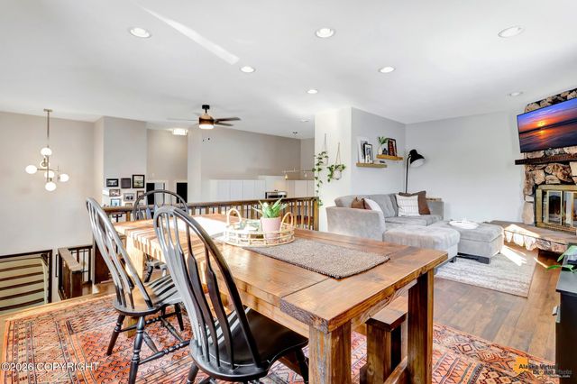 3511 Amber Bay Loop, Anchorage, AK 99515