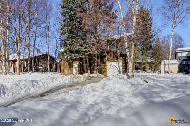 3511 Amber Bay Loop, Anchorage, AK 99515