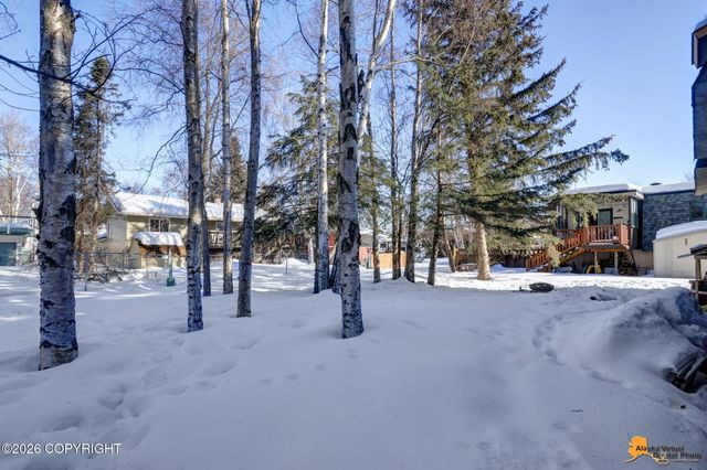 3511 Amber Bay Loop, Anchorage, AK 99515