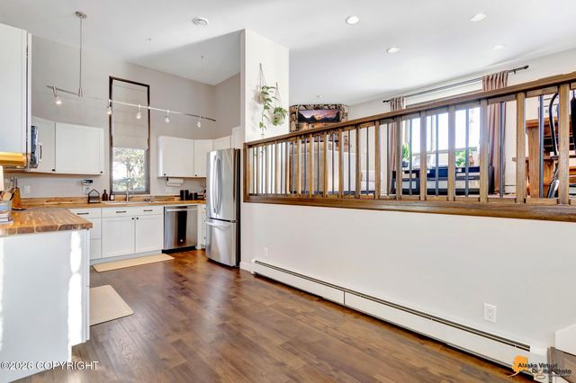 3511 Amber Bay Loop, Anchorage, AK 99515