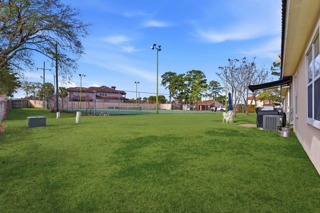 43 Regency Point, Montgomery, TX 77356