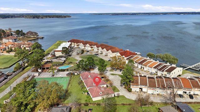 43 Regency Point, Montgomery, TX 77356