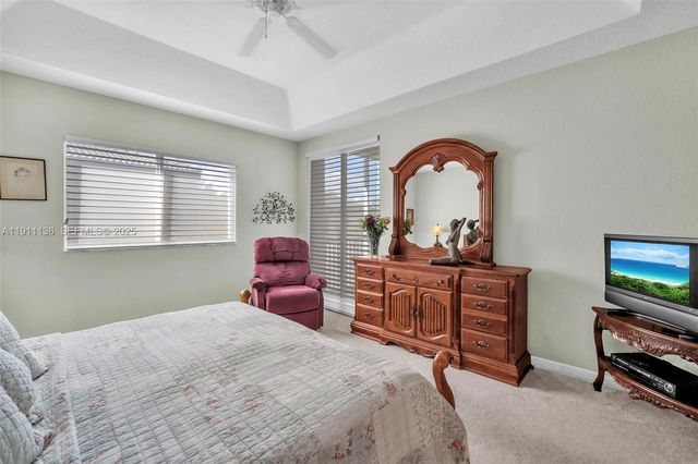 7921 E Exeter Boulevard E 202, Tamarac, FL 33321