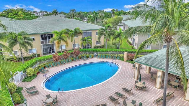 7921 E Exeter Boulevard E 202, Tamarac, FL 33321