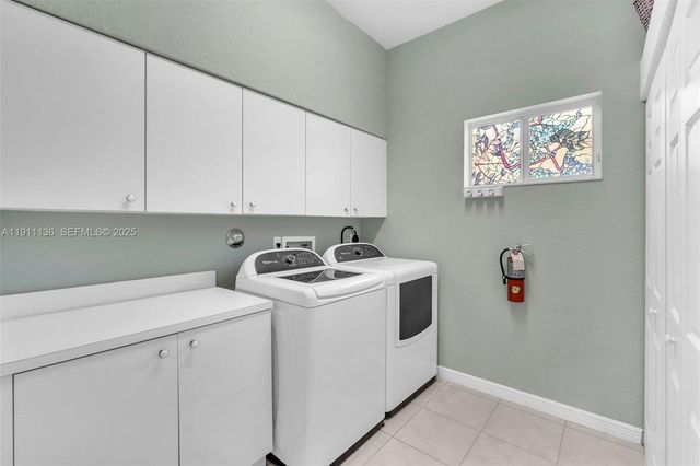 7921 E Exeter Boulevard E 202, Tamarac, FL 33321