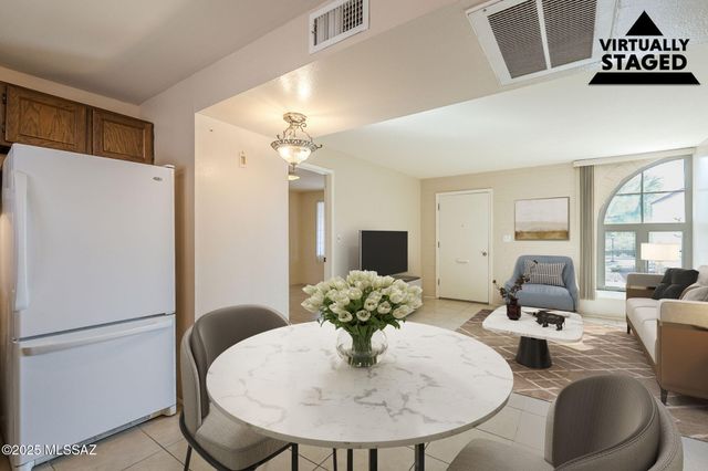 468 S Paseo Aguila Unit C, Green Valley, AZ 85614