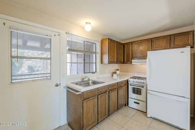 468 S Paseo Aguila Unit C, Green Valley, AZ 85614
