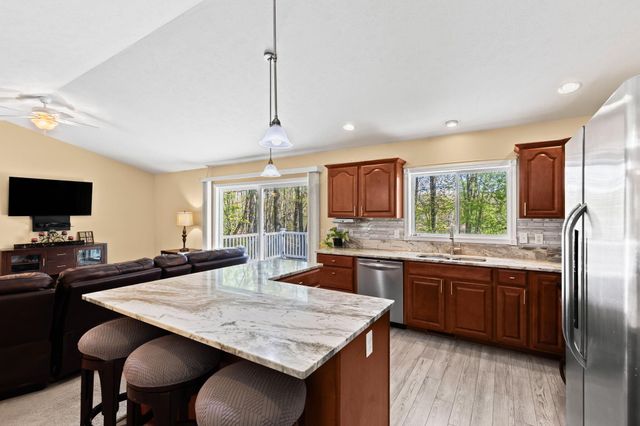 11033 Sandy Oak Trail, Cedar Springs, MI 49319