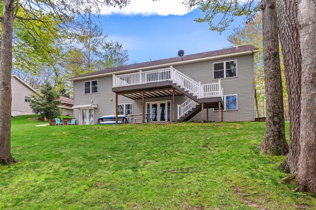 11033 Sandy Oak Trail, Cedar Springs, MI 49319