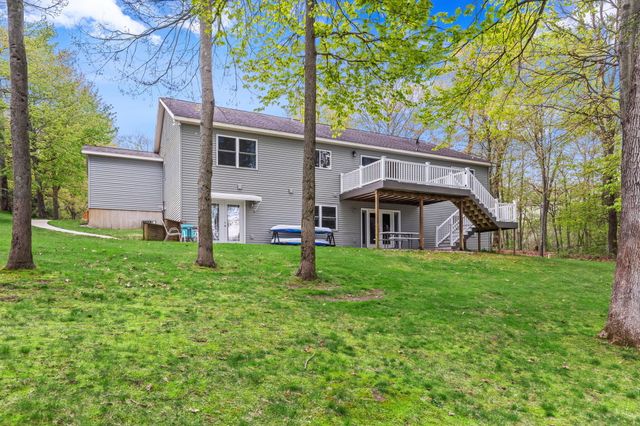 11033 Sandy Oak Trail, Cedar Springs, MI 49319