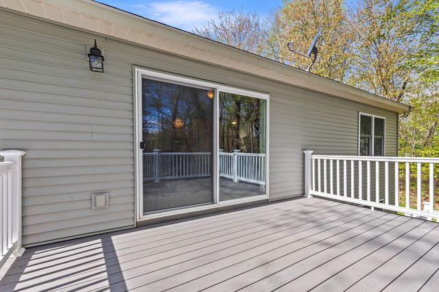 11033 Sandy Oak Trail, Cedar Springs, MI 49319