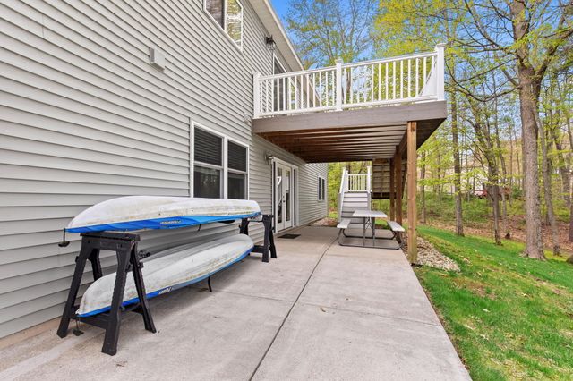 11033 Sandy Oak Trail, Cedar Springs, MI 49319
