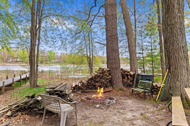 11033 Sandy Oak Trail, Cedar Springs, MI 49319