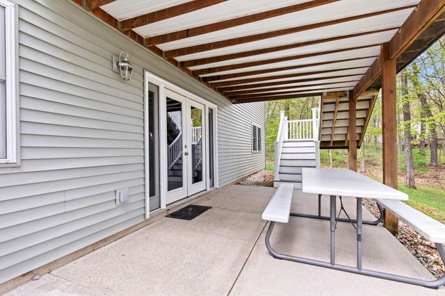 11033 Sandy Oak Trail, Cedar Springs, MI 49319