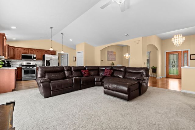 11033 Sandy Oak Trail, Cedar Springs, MI 49319