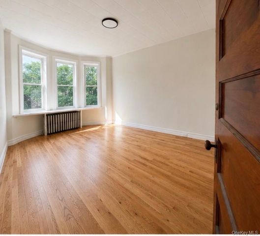 6088 67th Avenue 2, Ridgewood, NY 11385