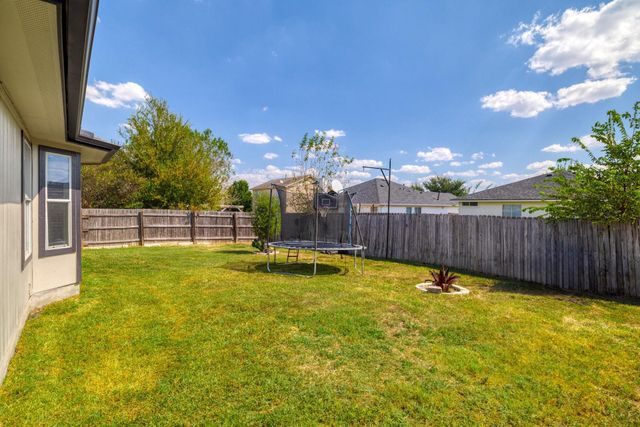 203 Endeavour, Kyle, TX 78640