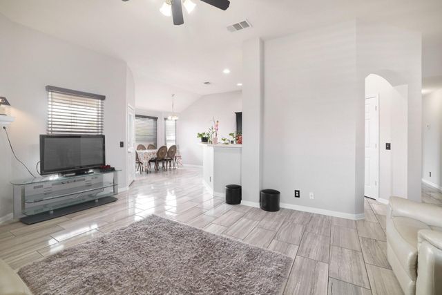 203 Endeavour, Kyle, TX 78640