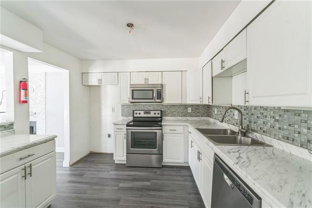 18 Quail Run A, Decatur, GA 30035