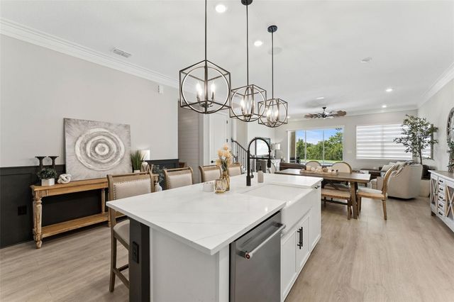 16111 VOLTERRA POINT, Montverde, FL 34756