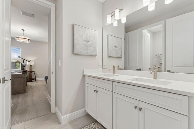 16111 VOLTERRA POINT, Montverde, FL 34756