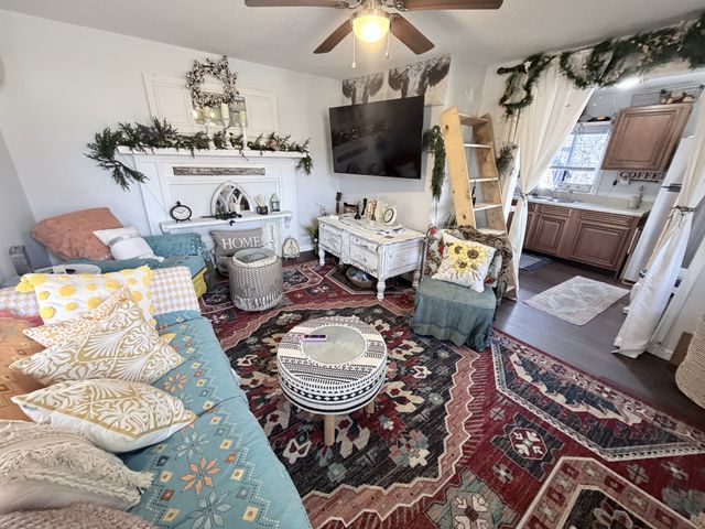 962 3rd St, Tracy City, TN 37387