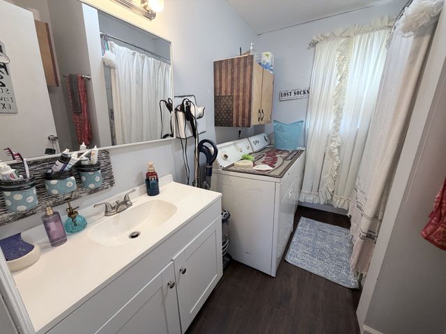 962 3rd St, Tracy City, TN 37387