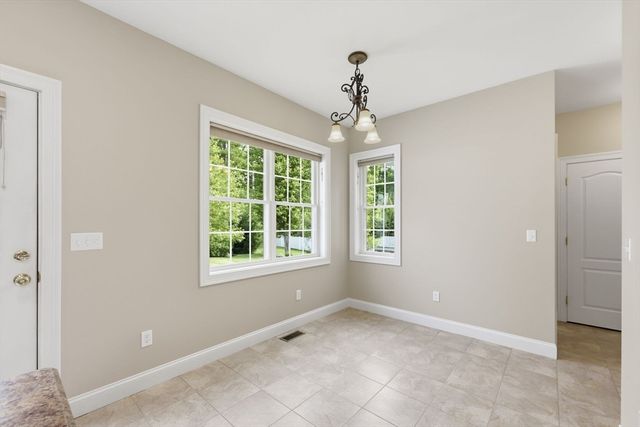 413 Batchelor St, Granby, MA 01033