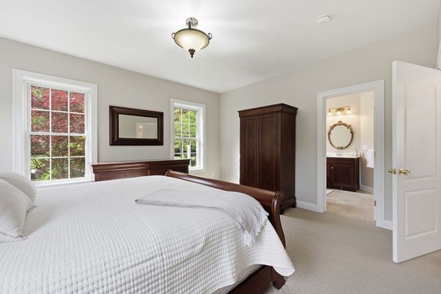 413 Batchelor St, Granby, MA 01033