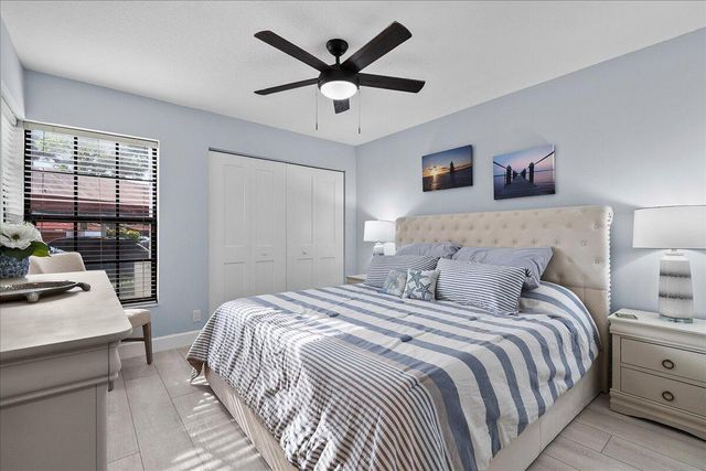 2359 TREASURE ISLE Drive 31, Palm Beach Gardens, FL 33410