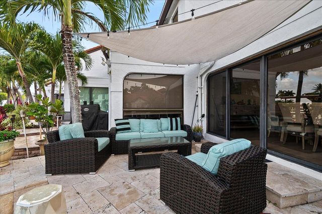 2359 TREASURE ISLE Drive 31, Palm Beach Gardens, FL 33410