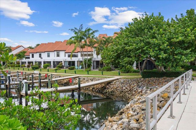 2359 TREASURE ISLE Drive 31, Palm Beach Gardens, FL 33410