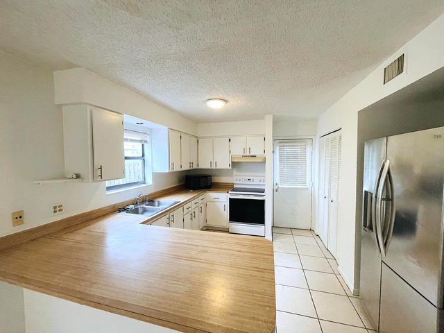 308 Hernando Street A, Fort Pierce, FL 34949