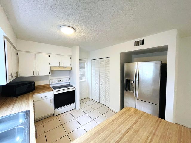 308 Hernando Street A, Fort Pierce, FL 34949