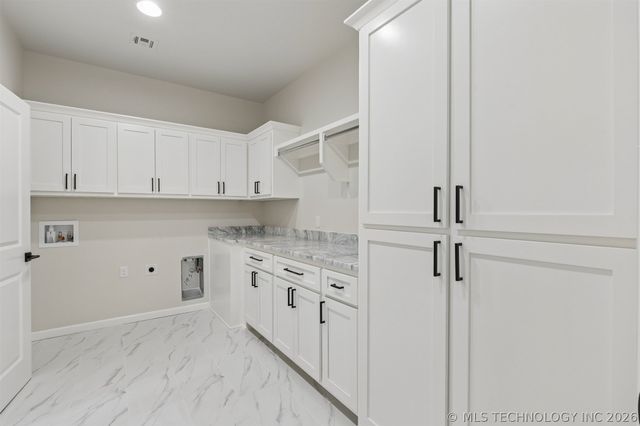 16516 S 1st East Court, Glenpool, OK 74033
