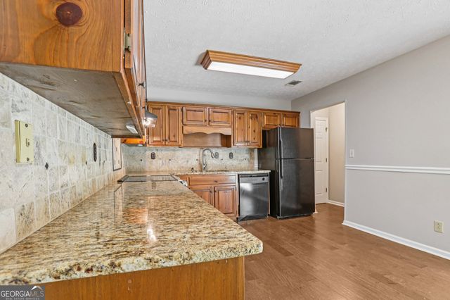 34 Dogwood Lane, Newnan, GA 30263