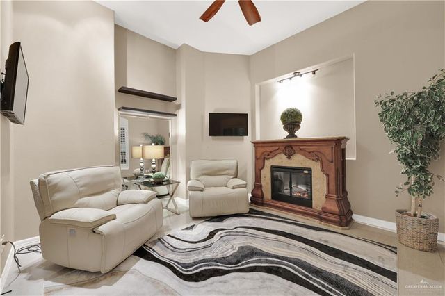 1815 El Mileno Drive, Palmhurst, TX 78573