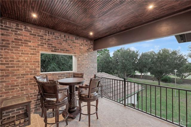 1815 El Mileno Drive, Palmhurst, TX 78573