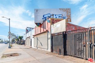 633 E Manchester Avenue, Los Angeles, CA 90001