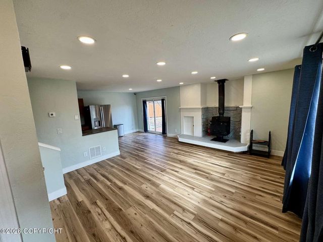 2661 N Cottonwood Loop, Wasilla, AK 99654