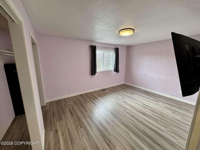 2661 N Cottonwood Loop, Wasilla, AK 99654