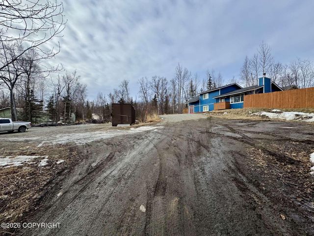 2661 N Cottonwood Loop, Wasilla, AK 99654