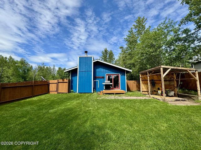 2661 N Cottonwood Loop, Wasilla, AK 99654