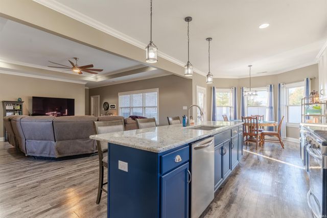 9954 Ella Circle, Newburgh, IN 47630