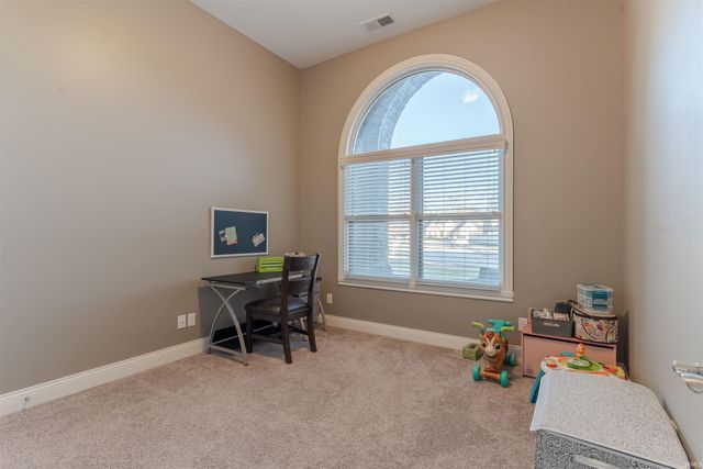 9954 Ella Circle, Newburgh, IN 47630