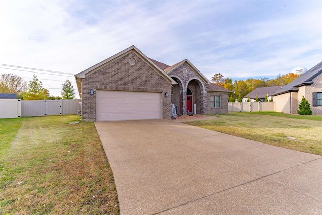 9954 Ella Circle, Newburgh, IN 47630