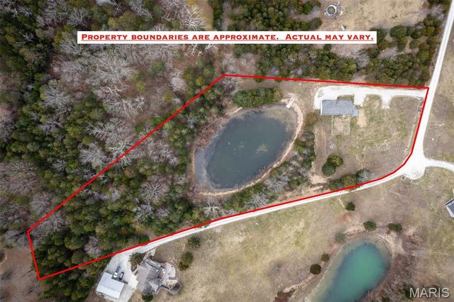 184 Finney Lake Drive, Robertsville, MO 63072