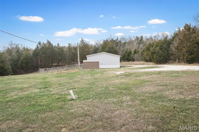 184 Finney Lake Drive, Robertsville, MO 63072