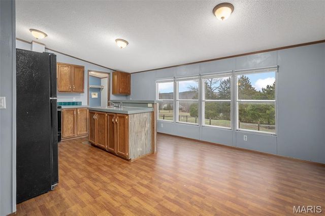 184 Finney Lake Drive, Robertsville, MO 63072